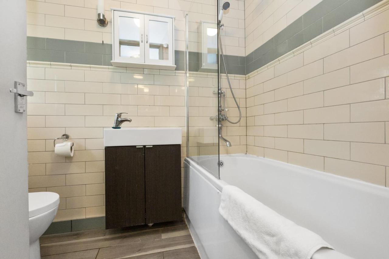 Stylish 1Br Next To Tower Bridge Lejlighed London Eksteriør billede